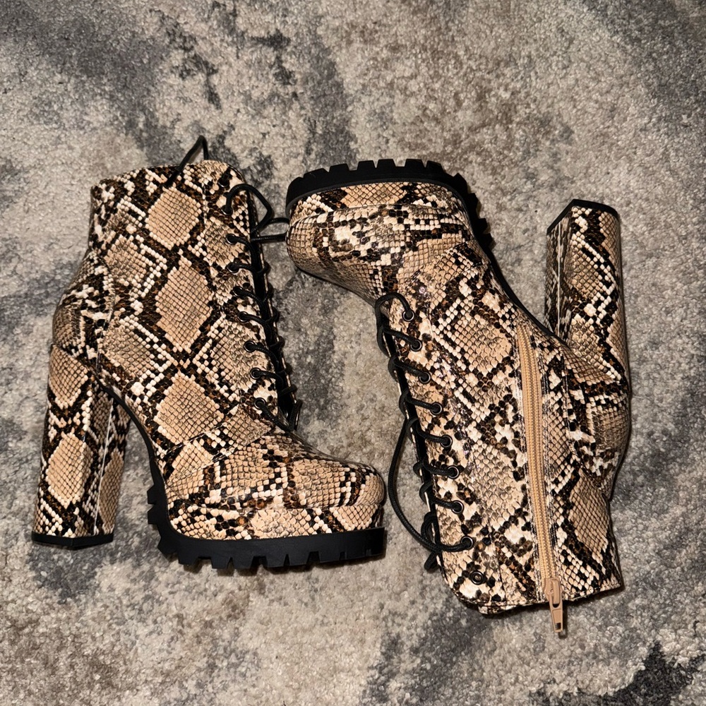 Snakeskin Lace-Up Platform Ankle Boots